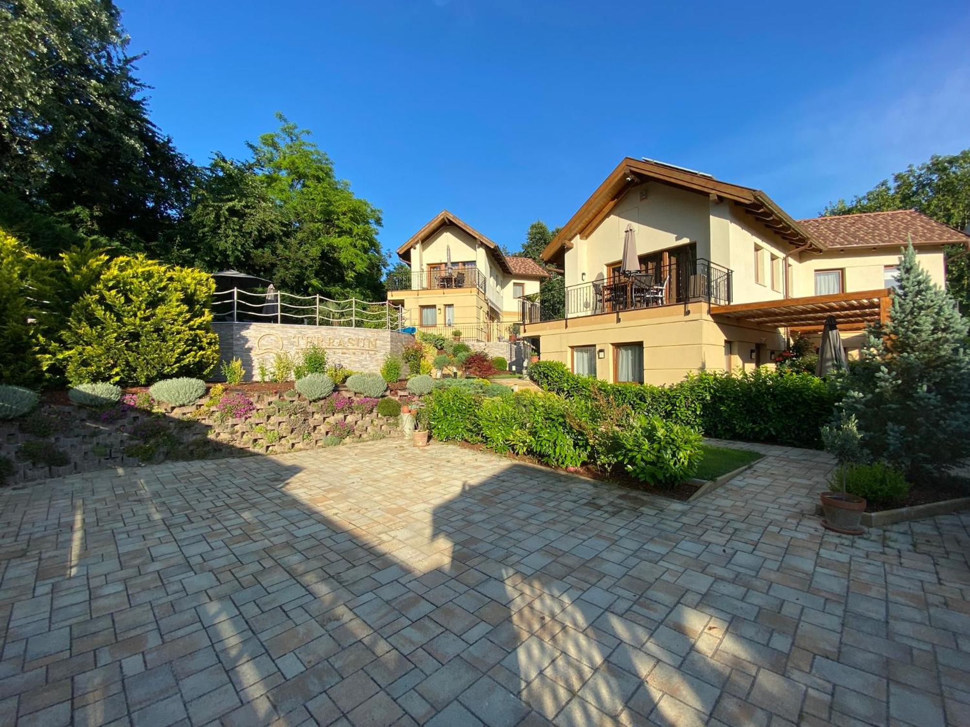 Terrasun Apartments Balatonszarszo Dış mekan fotoğraf