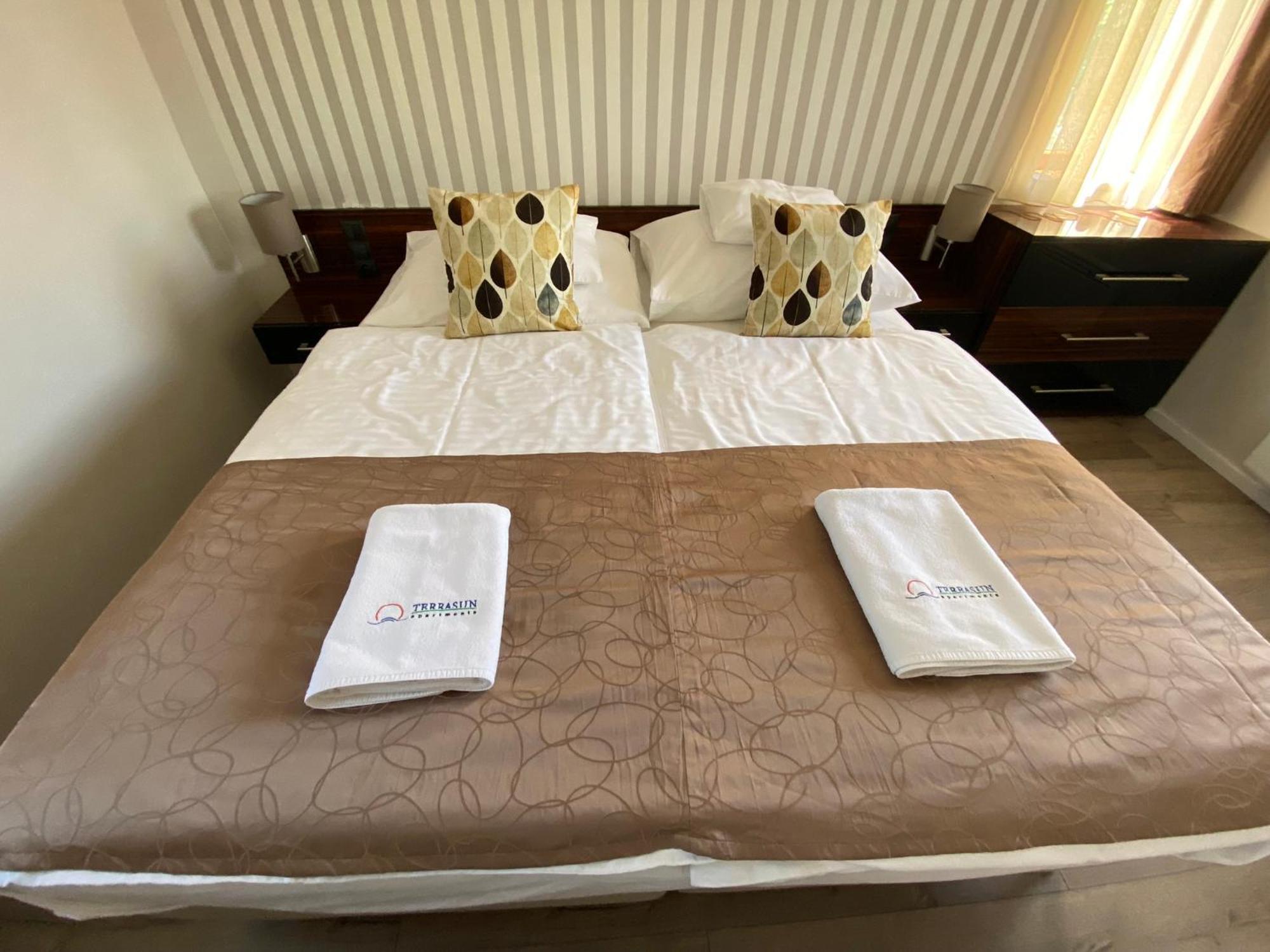 Terrasun Apartments Balatonszarszo Dış mekan fotoğraf