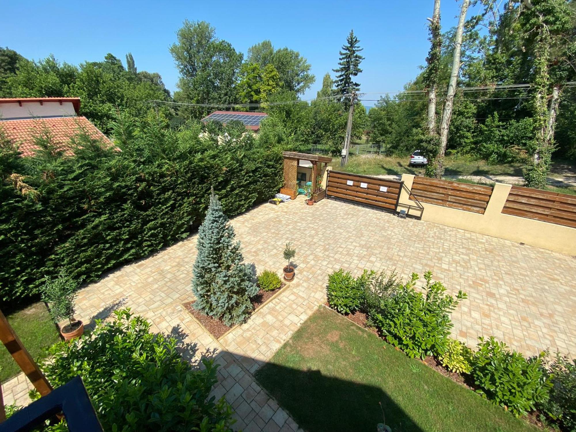 Terrasun Apartments Balatonszarszo Dış mekan fotoğraf