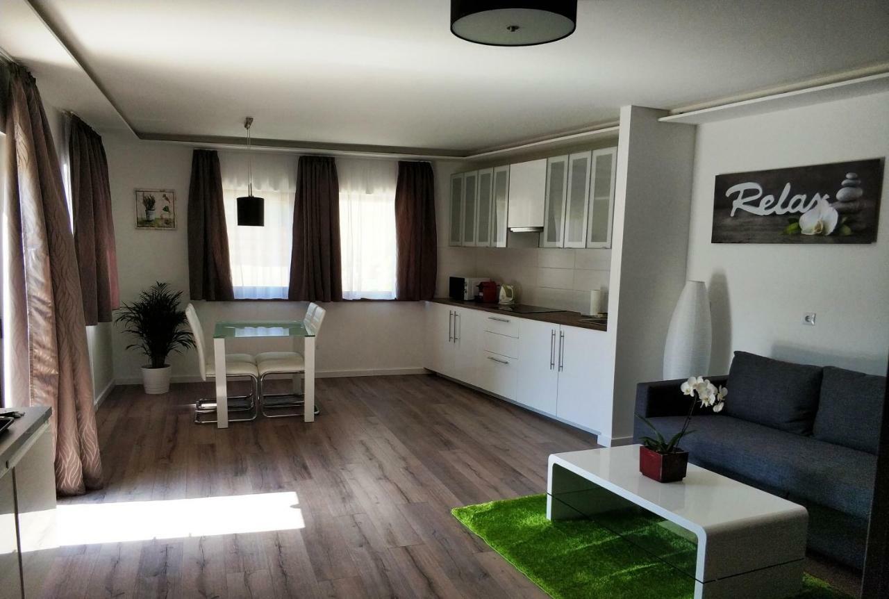 Terrasun Apartments Balatonszarszo Dış mekan fotoğraf